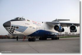Candid IL-76TD SilkWay-Douchanbe-16mars2008-DSC_0044.jpg